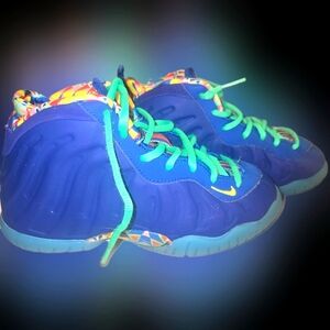 Nike Little Posite One ASW PS Kaleidoscope Sneakers Size 1Y DZ5192400 Foamposite